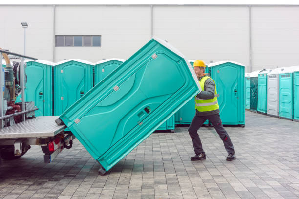 Best Portable toilet rental cost  in Tulare, CA