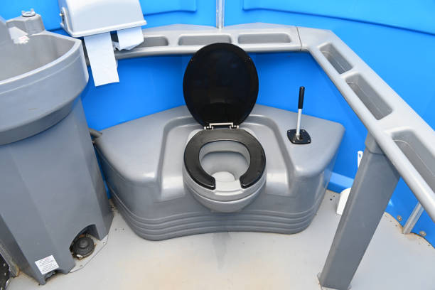 Best Portable restroom trailer rental  in Tulare, CA