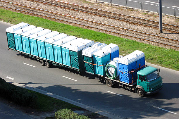 Best Porta potty delivery and setup  in Tulare, CA